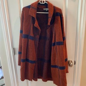 Plaid mid length cardigan.